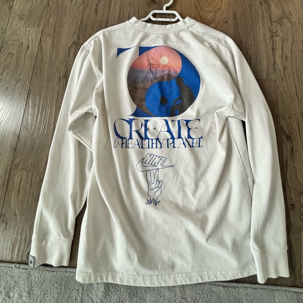 Nike long sleeve